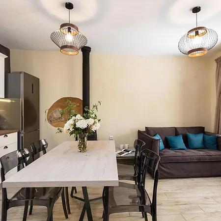Carya Ferienhaus *